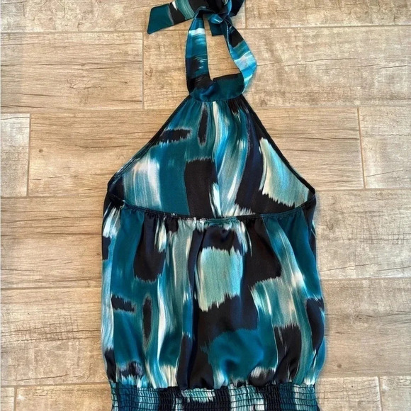 Women's Blue and Black rayon Tie Dye Halter Neck, sleeveless top - Picture 2 of 3
